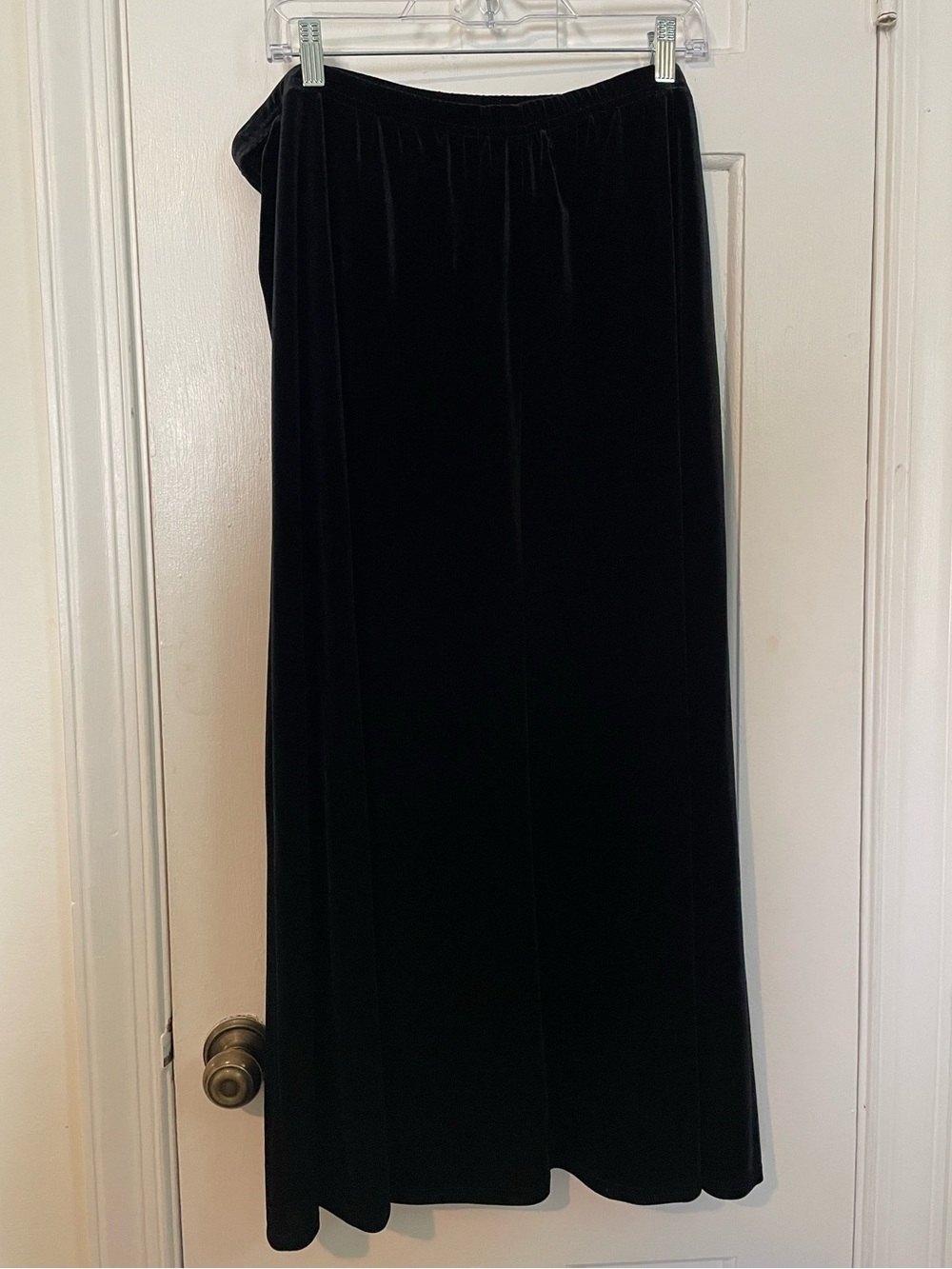 VTG 90s/Y2K Rena Rowan for Saville Black Velvet Maxi Skirt - Picture 3 of 8